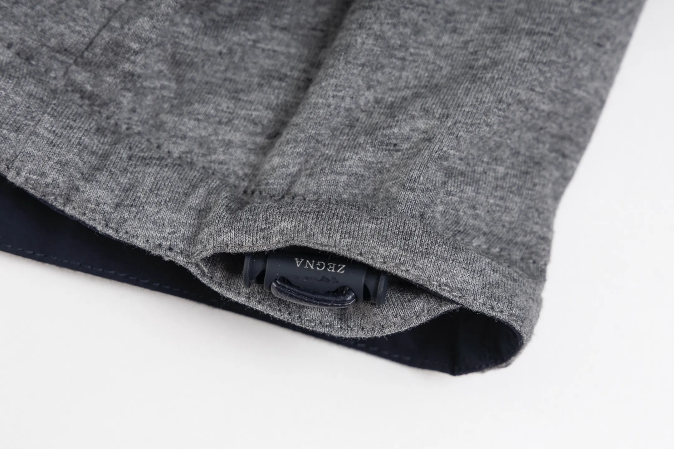 【 】 Zegna Brezza 100% ， ，Wear-Resistant ， ， 。 ， 。 ， 。 。 14 ， ， ， 。 ， 。 LOGO 、 、 ， ， ， ， ， ±0.1mm 。 Size:46-48-50-52